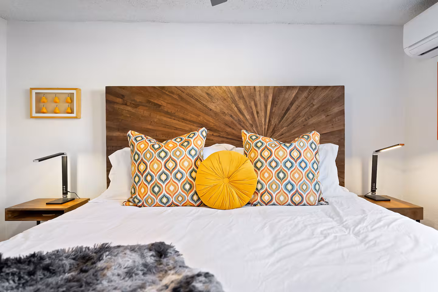 extended stay guest rooms in Englewood CO near Denver.